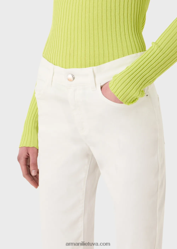 moterys baltas Armani j18 plonos kelnės aukštu liemeniu iš mineraliniu drabužiu nudažyto komfortiško džinso 02482X2757