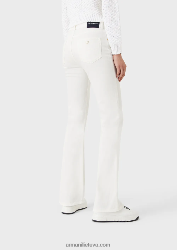 moterys baltas Armani j47 vidutinio/aukšto liemens platėjantys džinsai iš drabužiais dažyto jaučio audinio 02482X2746