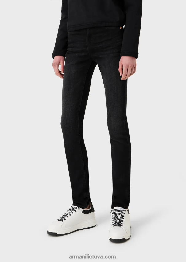moterys juodas Armani j18 siauri džinsai aukštu juosmeniu iš elastingo tencel džinsinio audinio 02482X2756