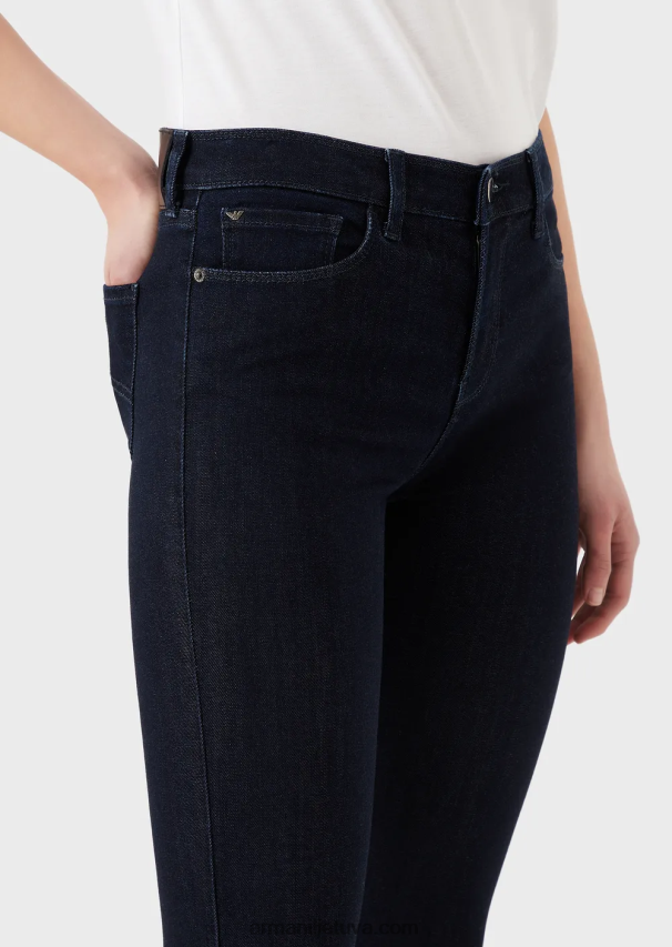 moterys tamsiai mėlyna Armani j20 itin siauromis liocelinio audinio džinsai aukštu juosmeniu 02482X2770