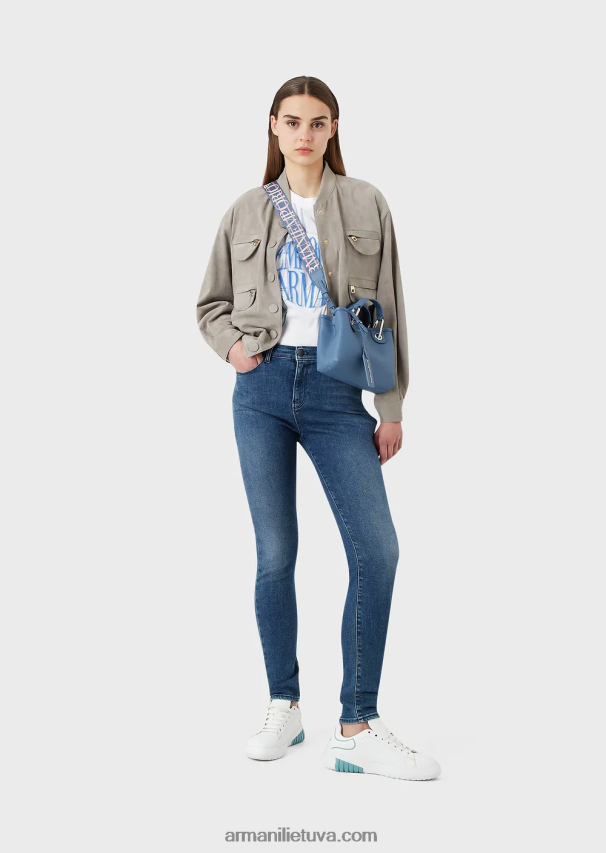 moterys vidutinio mėlynumo Armani j20 itin ploni, skalbti akmenimis ekologiški komfortiški džinsai aukštu juosmeniu 02482X2749