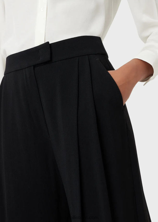 moterys juodas Armani envers-satino palazzo kelnės su smiginiu 02482X311