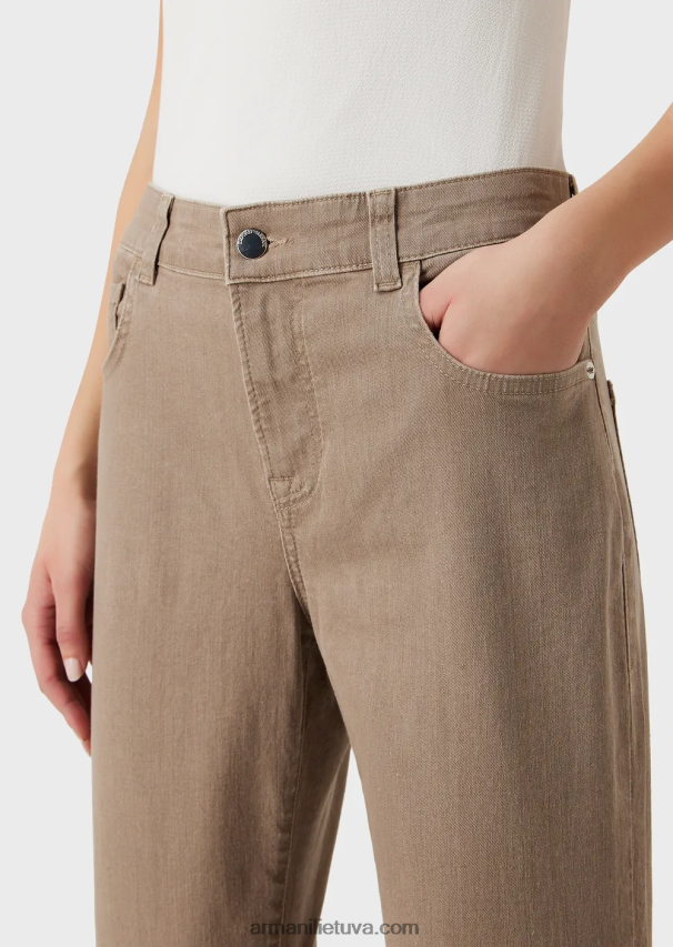 moterys smėlio spalvos Armani j36 vidutinio liemens džinsai tiesiomis kojomis iš natūraliai dažyto organinio džinso 02482X403