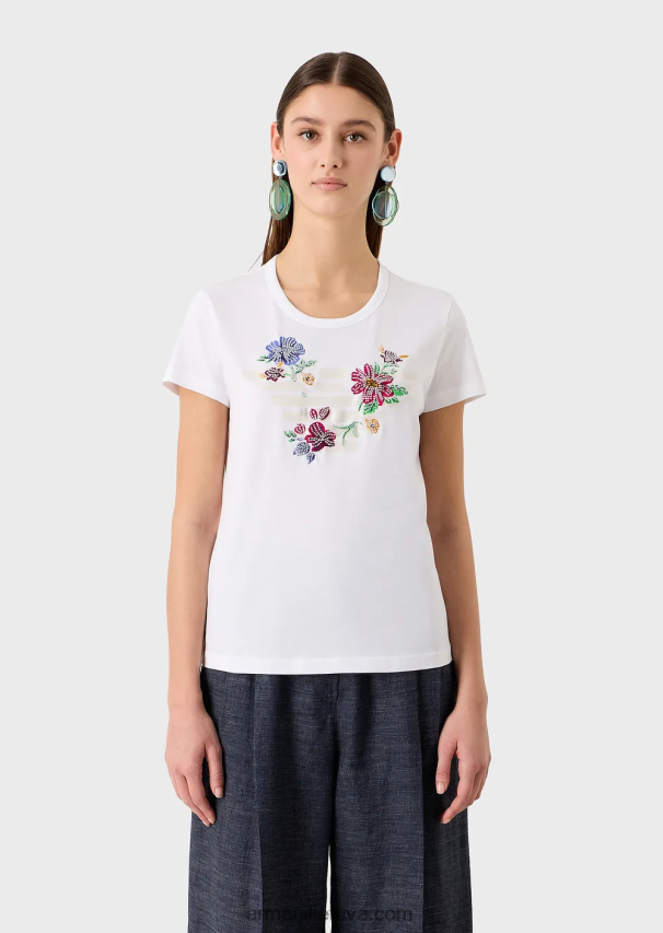 moterys baltas Armani trikotažiniai marškinėliai su didžiuliu gumuotu ereliu ir karoliukais papuoštais gėlėmis 02482X490