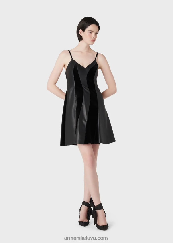 moterys juodas Armani nappa-ėriuko odos suknelė su aksominiais intarpais 02482X103