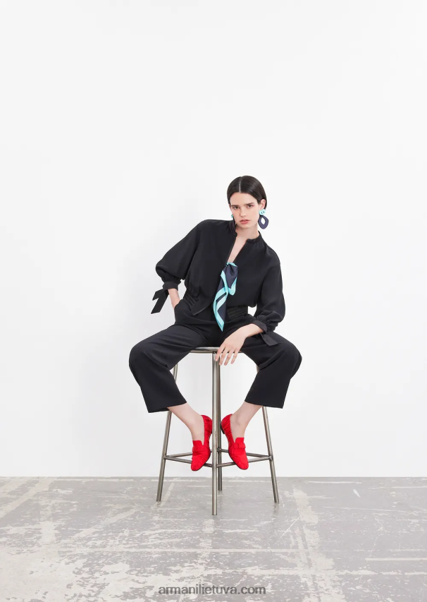 moterys juodas Armani techninė satino palaidinė su atlasinėmis detalėmis 02482X60