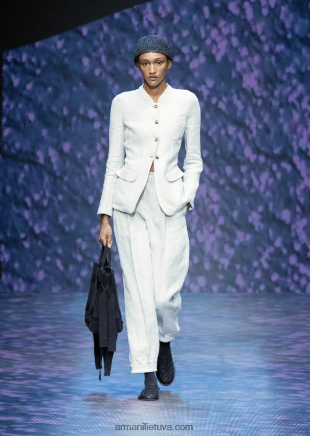 moterys smėlio spalvos Armani Guru striukė su apykakle su mikro ševrono lino diržu 02482X51