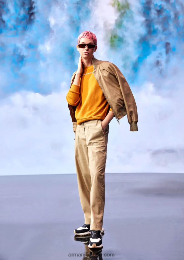 moterysArmani tvarios kolekcijos organinė ruoželinė apverčiama bomber striukė 02482X252