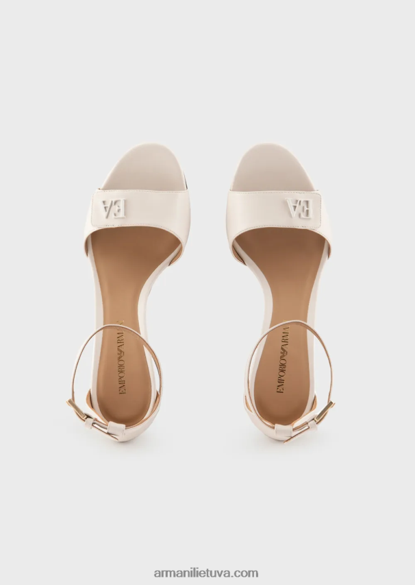 moterys pieno baltumo Armani Nappa odos sandalai su kulnais su ea logotipu 02482X513