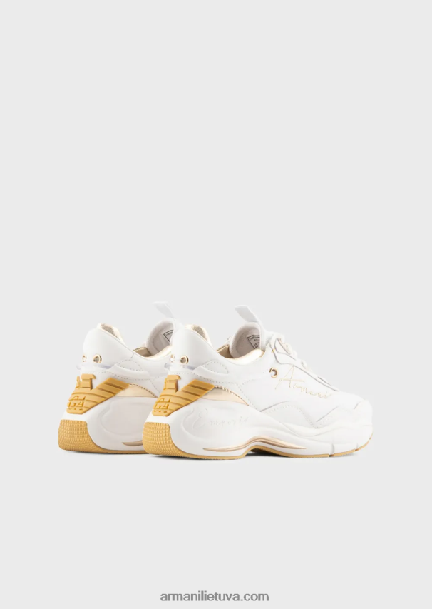 moterys baltas logotipas Armani odiniai sportbačiai su raukšlėtomis detalėmis 02482X573