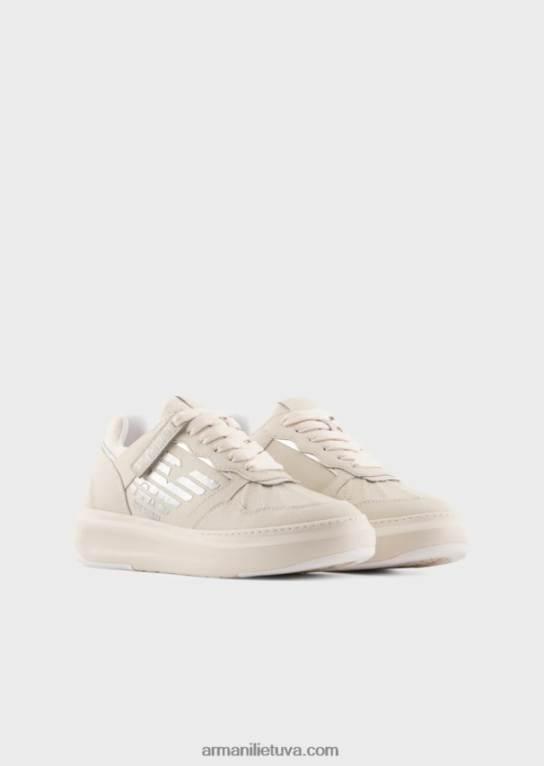 moterys pieno baltumo Armani odiniai sportbačiai su laminuotu ereliu 02482X560