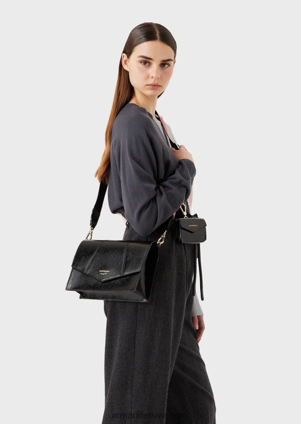 moterys juodas Armani naplak efekto krepšys per petį su kortelių laikikliu 02482X612