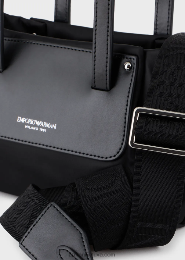 moterys juodas Armani maža satino-nailoninė rankinė su petnešėlėmis 02482X634