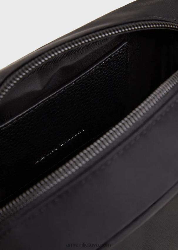 moterysArmani Kelionių reikmenų maža skalbimo krepšys iš perdirbto nailono 02482X910