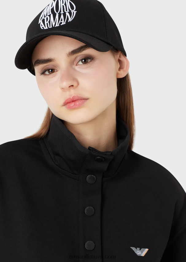 moterys juodasbeisbolo kepuraite su reljefiniu emporio armani siuvinėjimu 02482X768