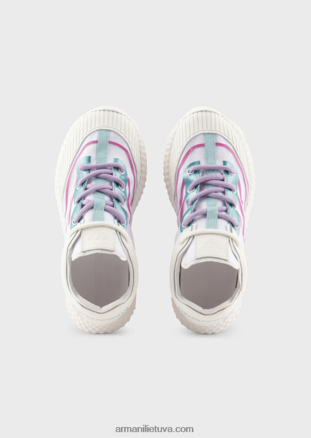 berniukas baltas Armani guminiai ir nailoniniai sportbačiai su oversized ereliu 02482X2481