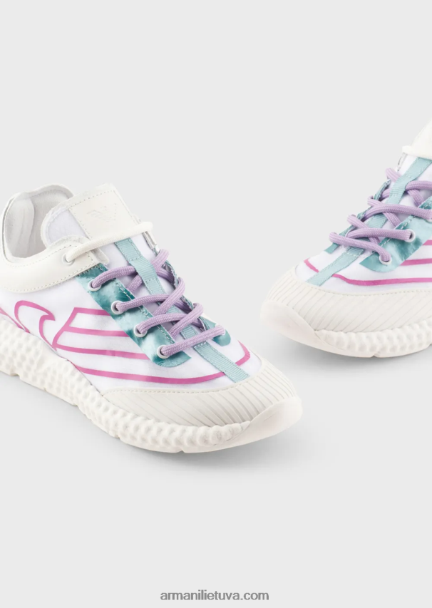 berniukas baltas Armani guminiai ir nailoniniai sportbačiai su oversized ereliu 02482X2481