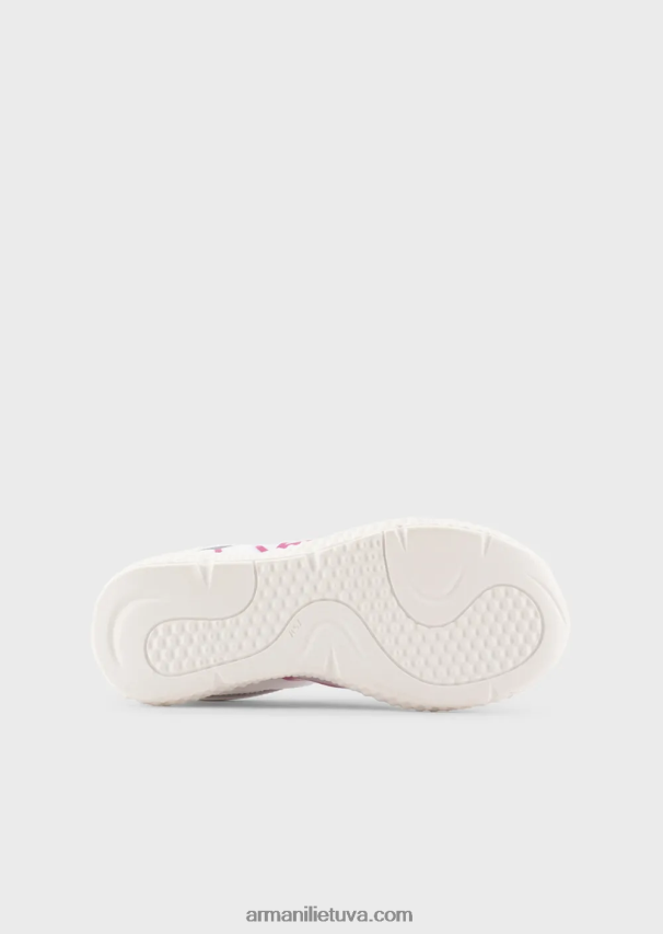 berniukas baltas Armani guminiai ir nailoniniai sportbačiai su oversized ereliu 02482X2481