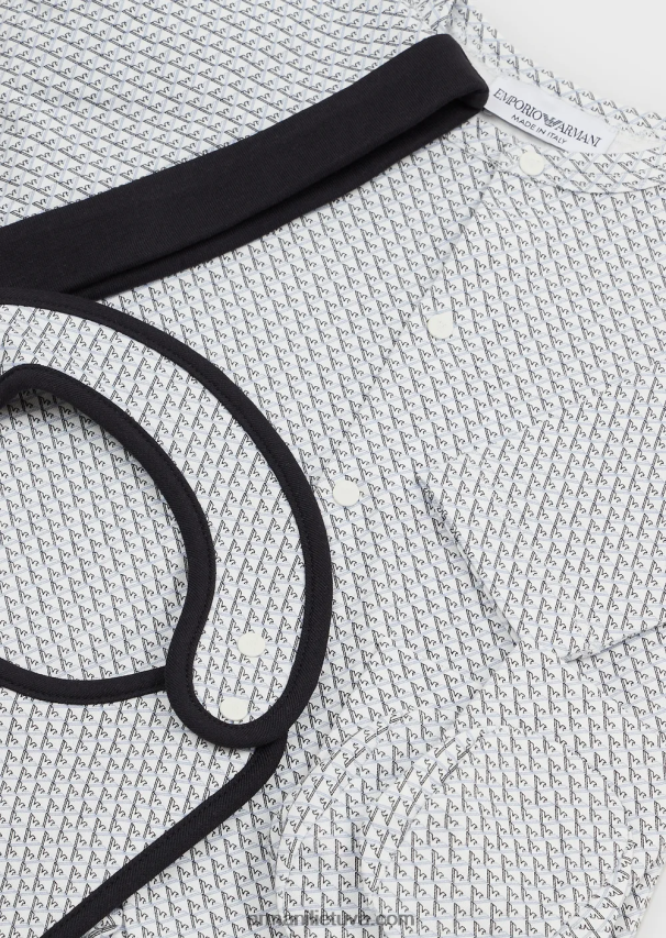 merginaArmani dovanų rinkinys, kurį sudaro op-art erelio bateliai su antkrūtiniu ir kepuraitė 02482X2648