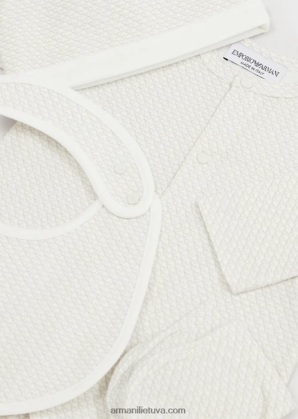 merginaArmani dovanų rinkinys, kurį sudaro op-art erelio bateliai su antkrūtiniu ir kepuraitė 02482X2649