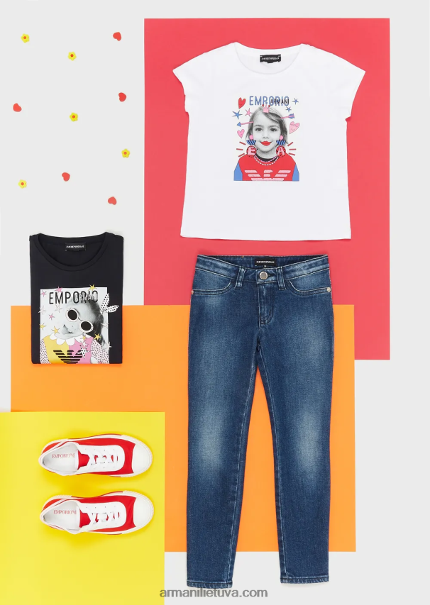 mergina tamsiai mėlyna Armani j32 akmeniu plauti džinsiniai džinsai 02482X2574