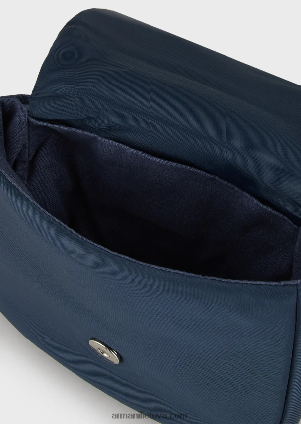 merginaArmani perdirbto nailono pasiuntinių krepšys su erelio lėkšte 02482X2620