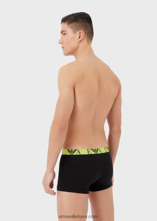 vyrų modelis Armani trys pakeliai boksinių kelnaičių su paryškintu monogramos logotipo juosmeniu 02482X1767
