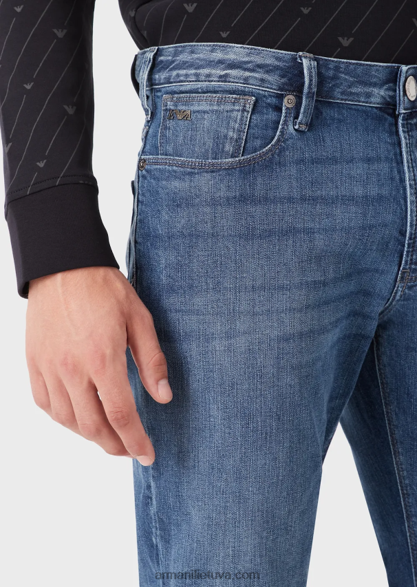 vyrų džinsinio audinio Armani j06 ploni ruoželinio melanžo džinsai iš patogaus džinsinio audinio 02482X1180