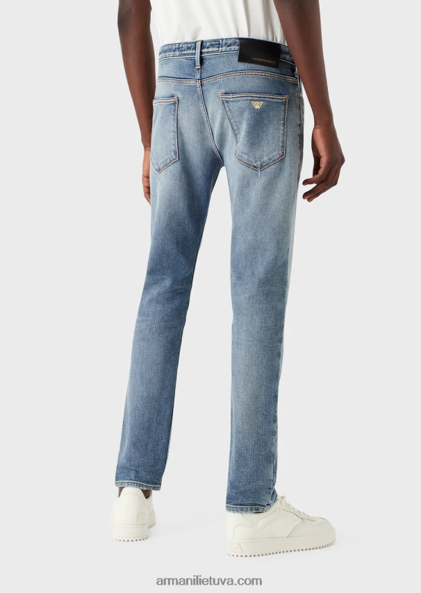 vyrų šviesiai mėlynas Armani j06 ploni, plėšyti lengvi džinsai 02482X1188