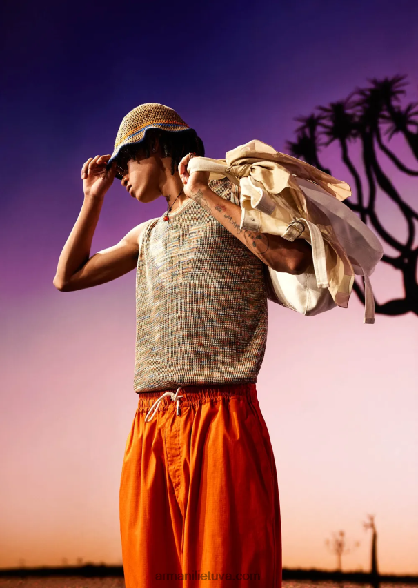 vyrų raudona Armani tvarios kolekcijos ekologiškos ripstop 7/8 raištelių kelnės 02482X1517