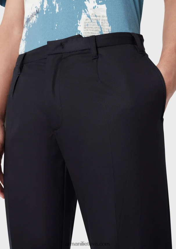 vyrų tamsiai mėlyna Armani lengvi liocelio mišinio satino chinos 02482X1497