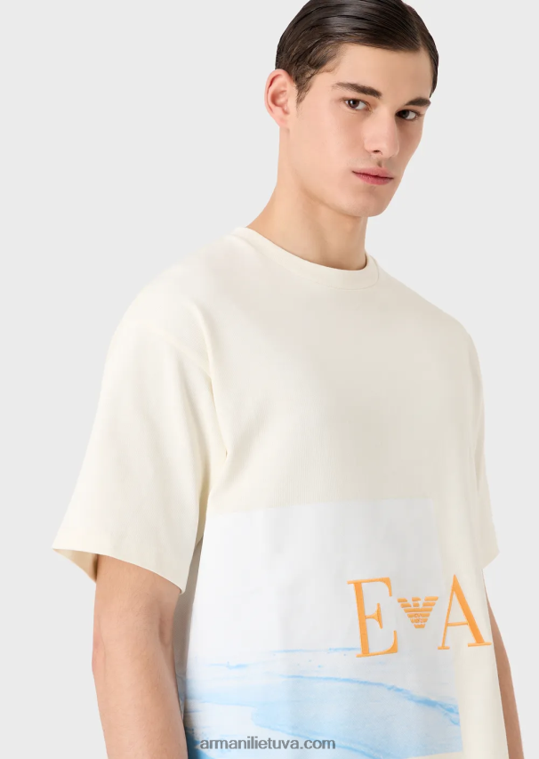 vyrų baltas Armani marškinėliai iš sunkaus džersio su paplūdimio raštu ir siuvinėjimu 02482X1700
