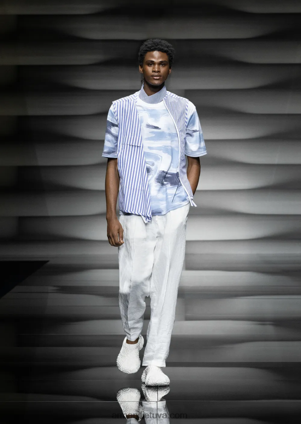 vyrų modelis Armani medvilniniai interlock marškinėliai su Merman akvarele spauda ir išsiuvinėtu logotipu 02482X1697