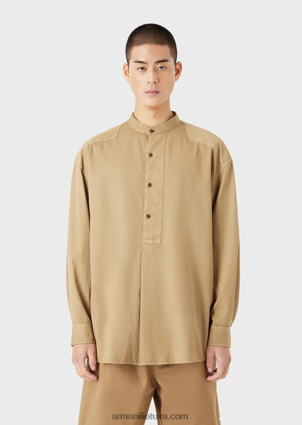 vyrų rudas Armani tvarios kolekcijos drabužiais dažyti ekologiški muslino marškiniai su guru apykakle 02482X1078