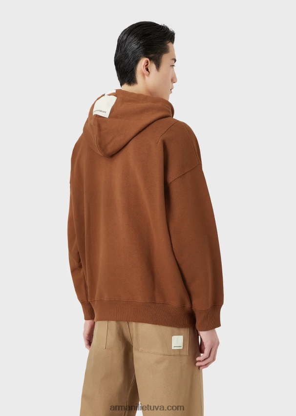 vyrų kupranugaris Armani tvarios kolekcijos megztinis su gobtuvu su lopinėliu iš persikų odos organinės medvilnės 02482X1432