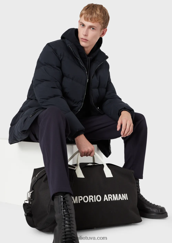 vyrųArmani Negabaritinė dygsniuota nailono striukė su pilnu užtrauktuku 02482X1366