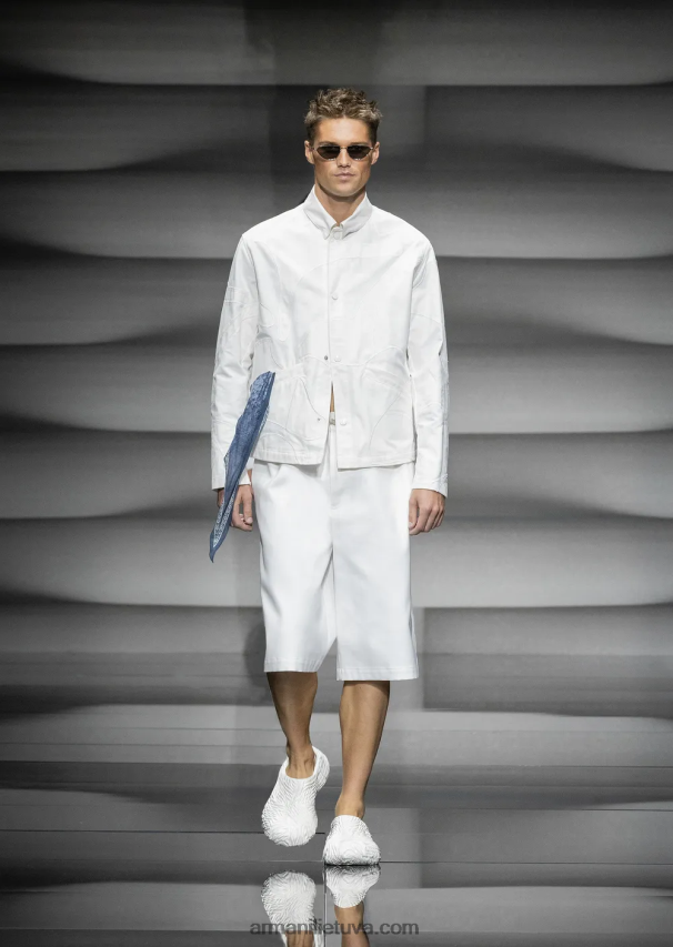 vyrųArmani drobinė striukė su negabaritiniu kamufliažiniu siuvinėjimu 02482X1302