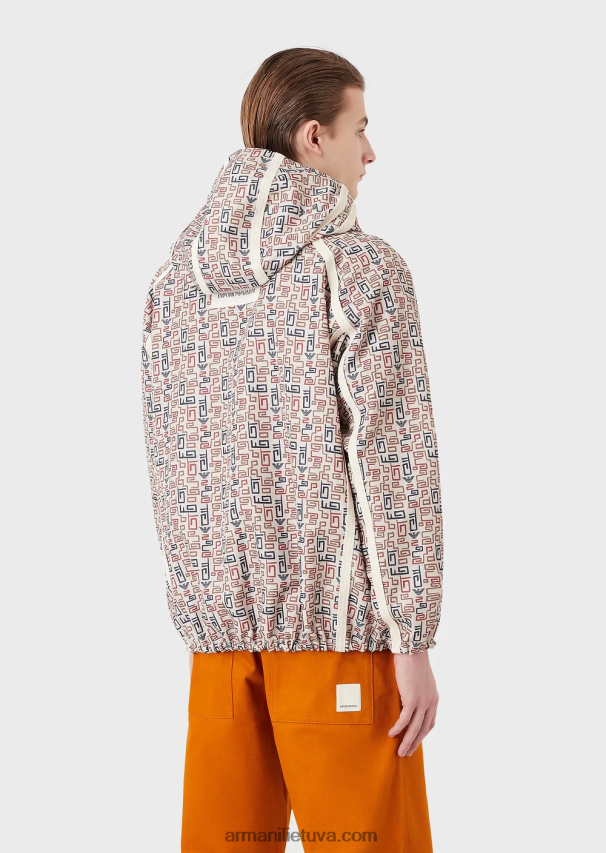 vyrųArmani tvarios kolekcijos palaidinė su užtrauktuku ir gobtuvu iš ekologiškos ripstop medžiagos su visame krašte 02482X1349