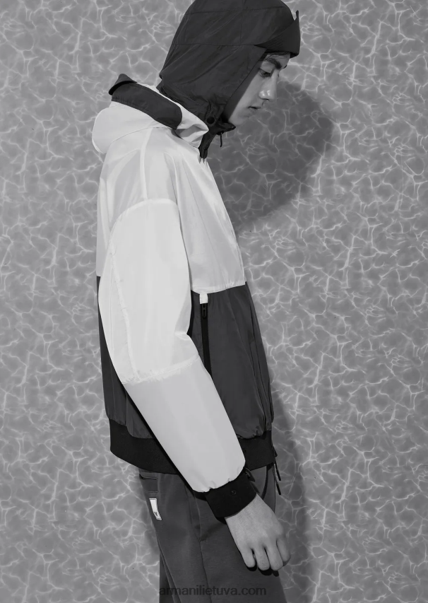 vyrų baltas Armani Kelionių reikmenys ripstop nailono palaidinė su gobtuvu su traškumu 02482X1306