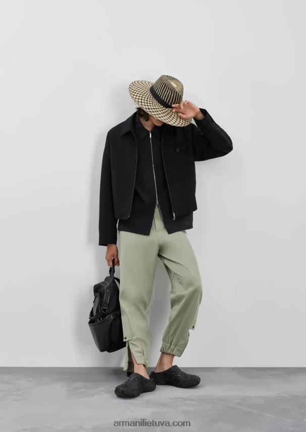 vyrų juodas Armani palaidinė iš traškios vilnos gabardino 02482X1338