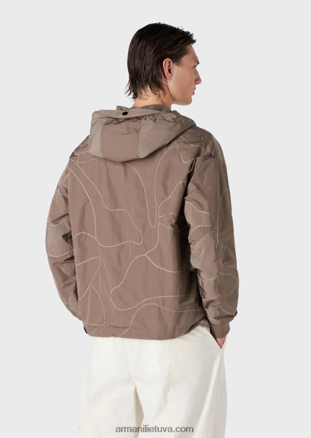 vyrų rudas Armani Palaidinė su apverčiamu gobtuvu iš tinkamos spalvos kamufliažinio šviesaus banguoto nailono 02482X1305