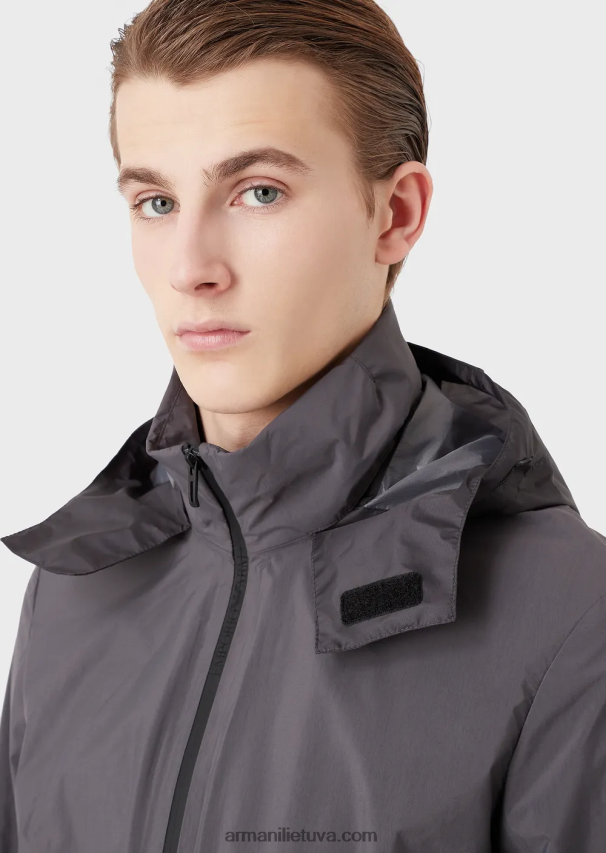 vyrų tamsiai pilka Armani Vandenį atstumianti, perdirbto nailono švarkas su užtrauktuku 02482X1307