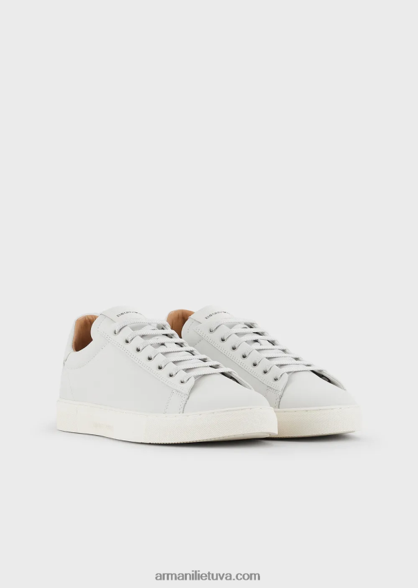 vyrų baltas Armani nubuko spalvos sportbačiai su logotipu nugaroje 02482X1930