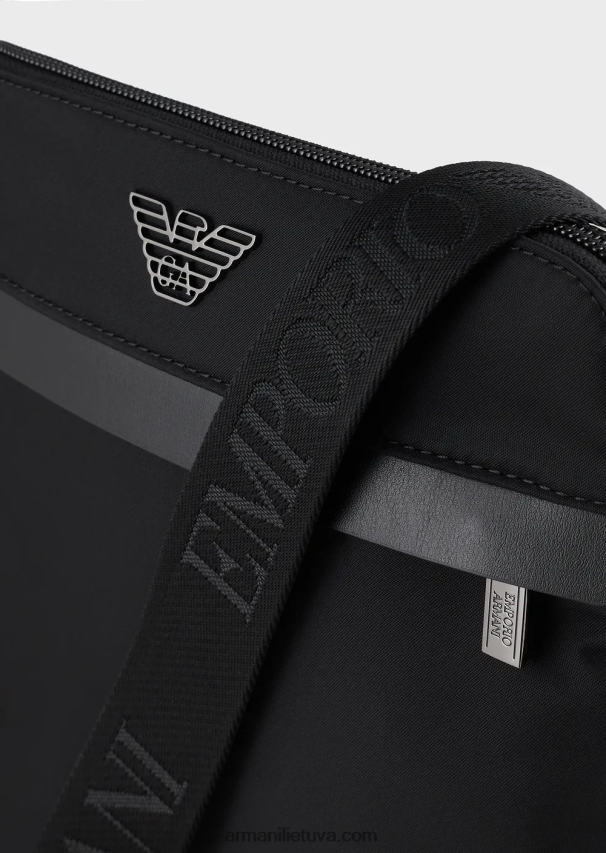 vyrų juodas Armani plokščias perdirbto nailono pečių krepšys 02482X1975