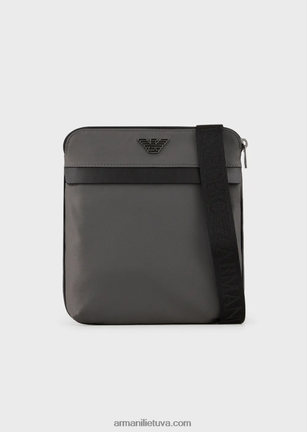 vyrų tamsiai pilka Armani plokščias perdirbto nailono pečių krepšys 02482X1973