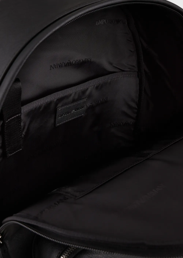 vyrų juodas Armani regeneruotos odos kuprinė su erelio paštetu 02482X1950