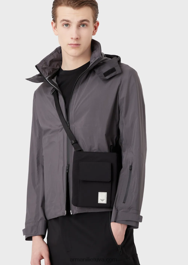 vyrų giliai juoda Armani Travel essentials vandeniui atsparus nailono tech dėklas 02482X2211